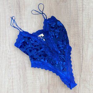 Victoria’s Secret Blue Velvet Burnout Lace Babydoll Camisole Size L Sheer Floral